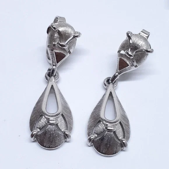 Vintage Crown Trifari Earrings Signed Clip On Silver Tone Dangle - Picture 2 of 16